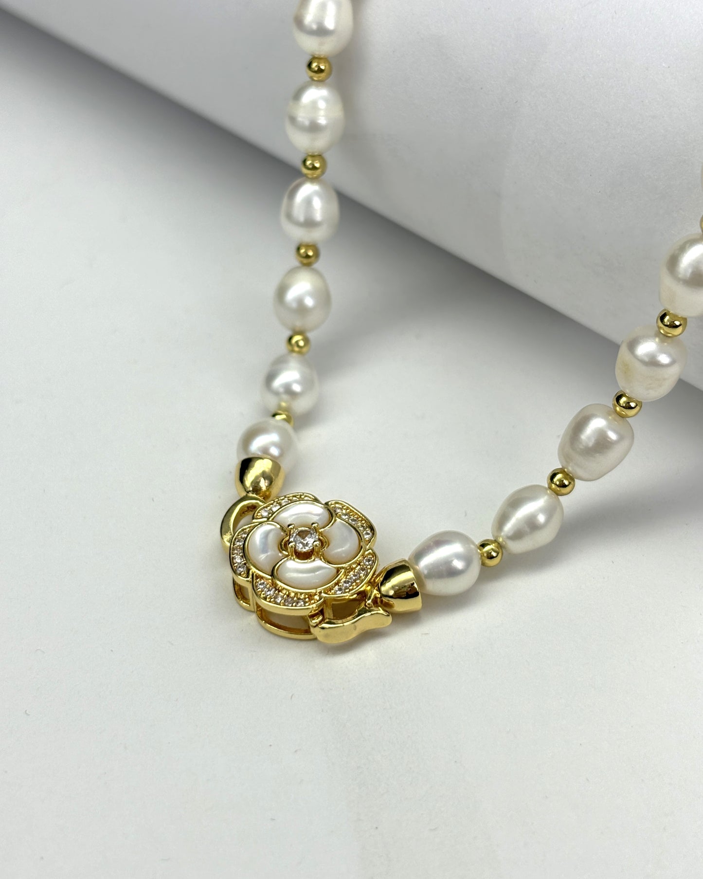 Natural Freshwater Pearl Necklace Vintage Clavicle Chain