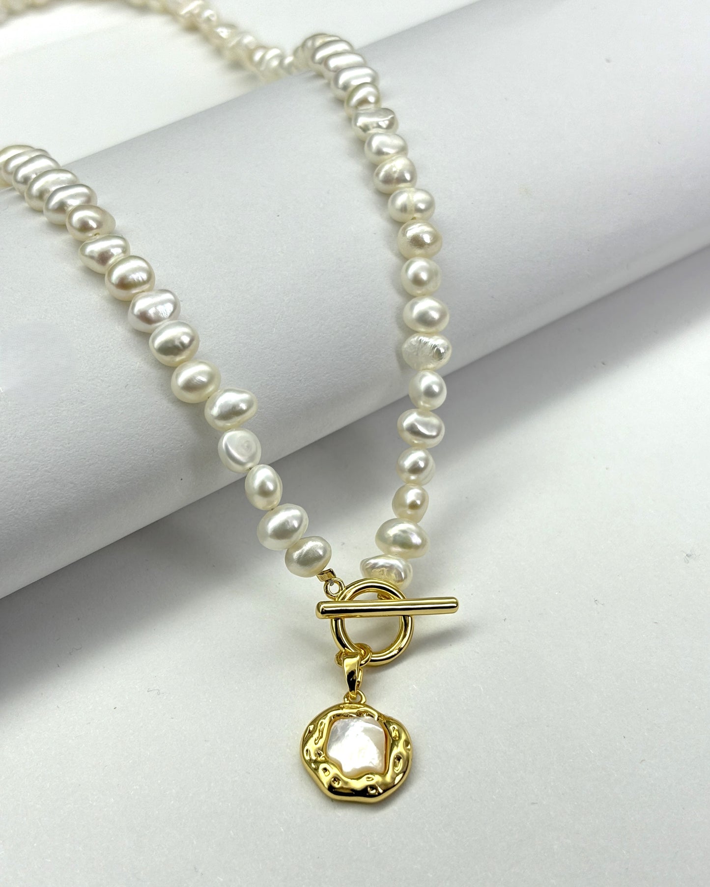 Baroque special-shaped natural freshwater pearl necklace
