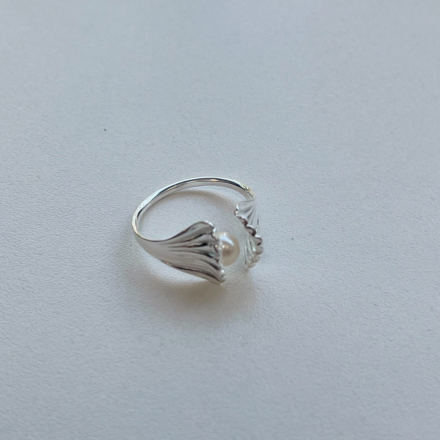 Beach Shell Tree Shadow Pearl Ring