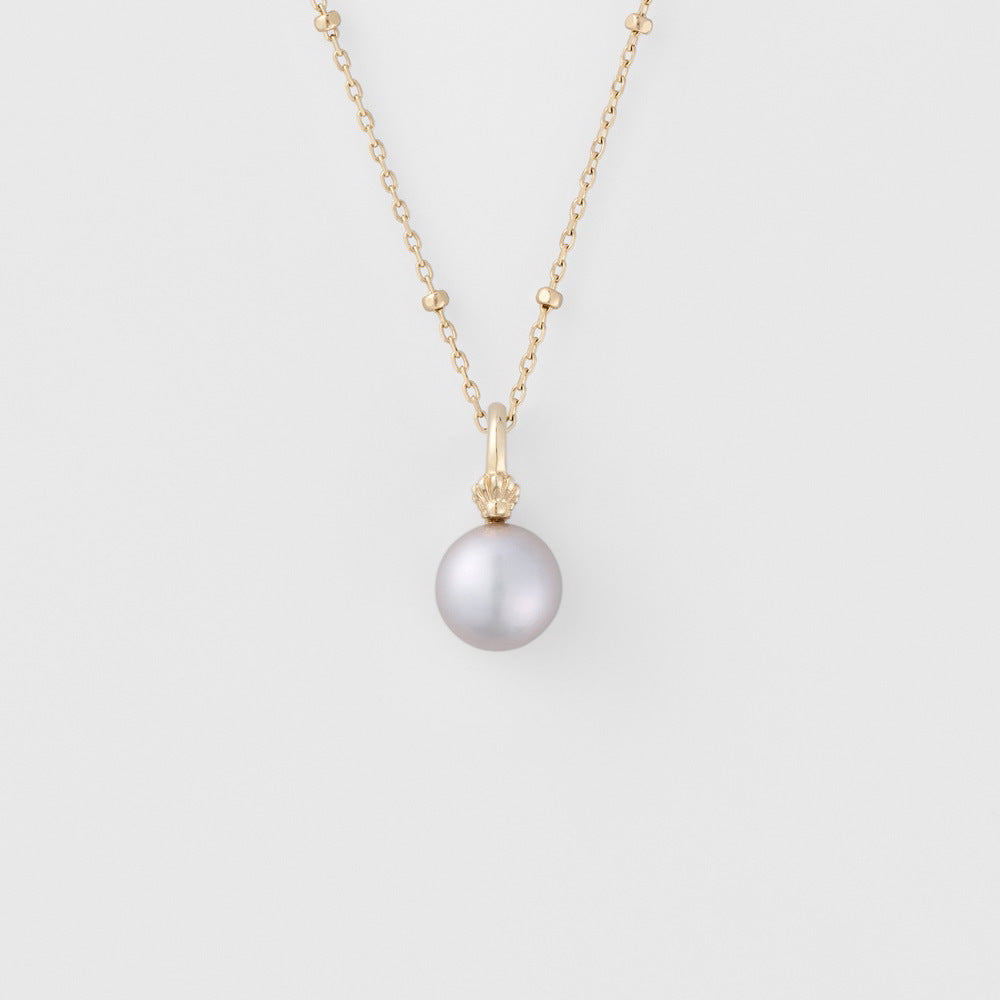 Natural grey pearl pendant.