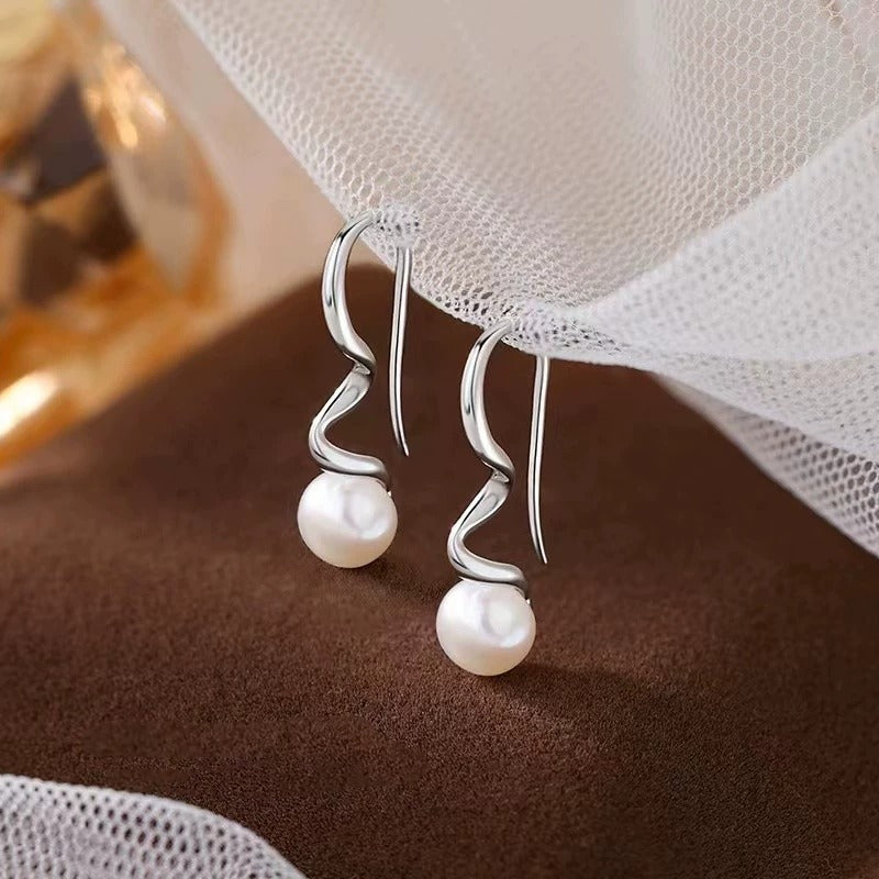 Spiral wave texture design pearl stud earrings