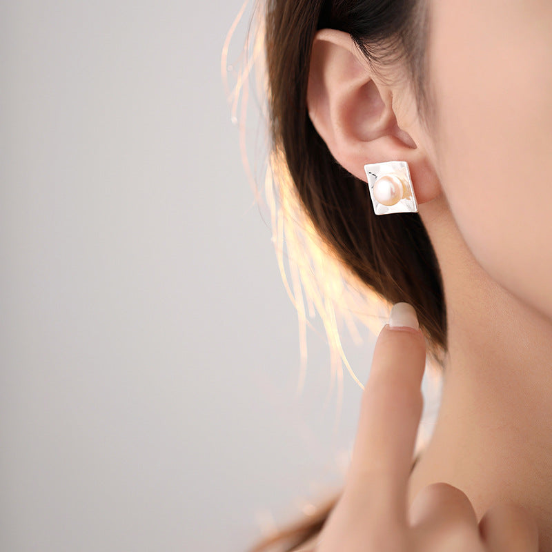 Square design pearl stud earrings