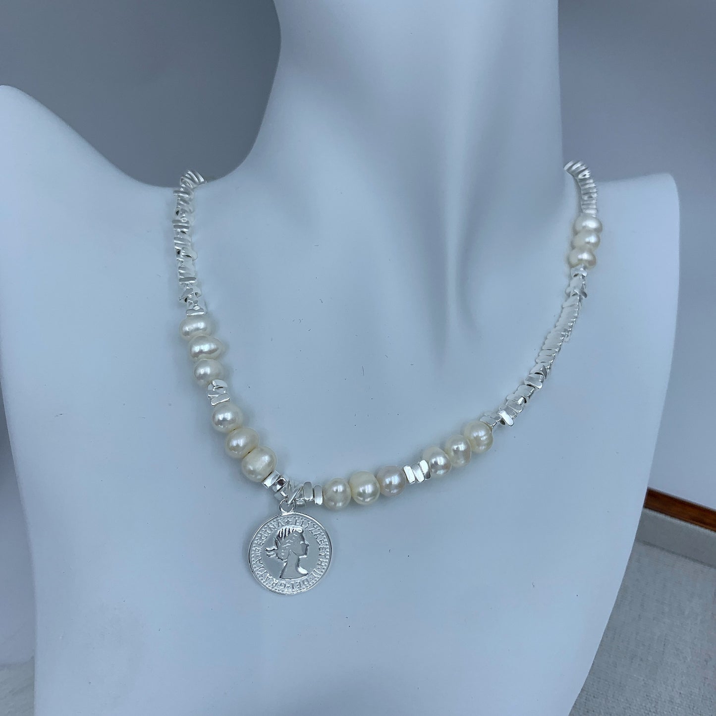 Natural Pearl Xiaoxiangfeng Design Silver Necklace