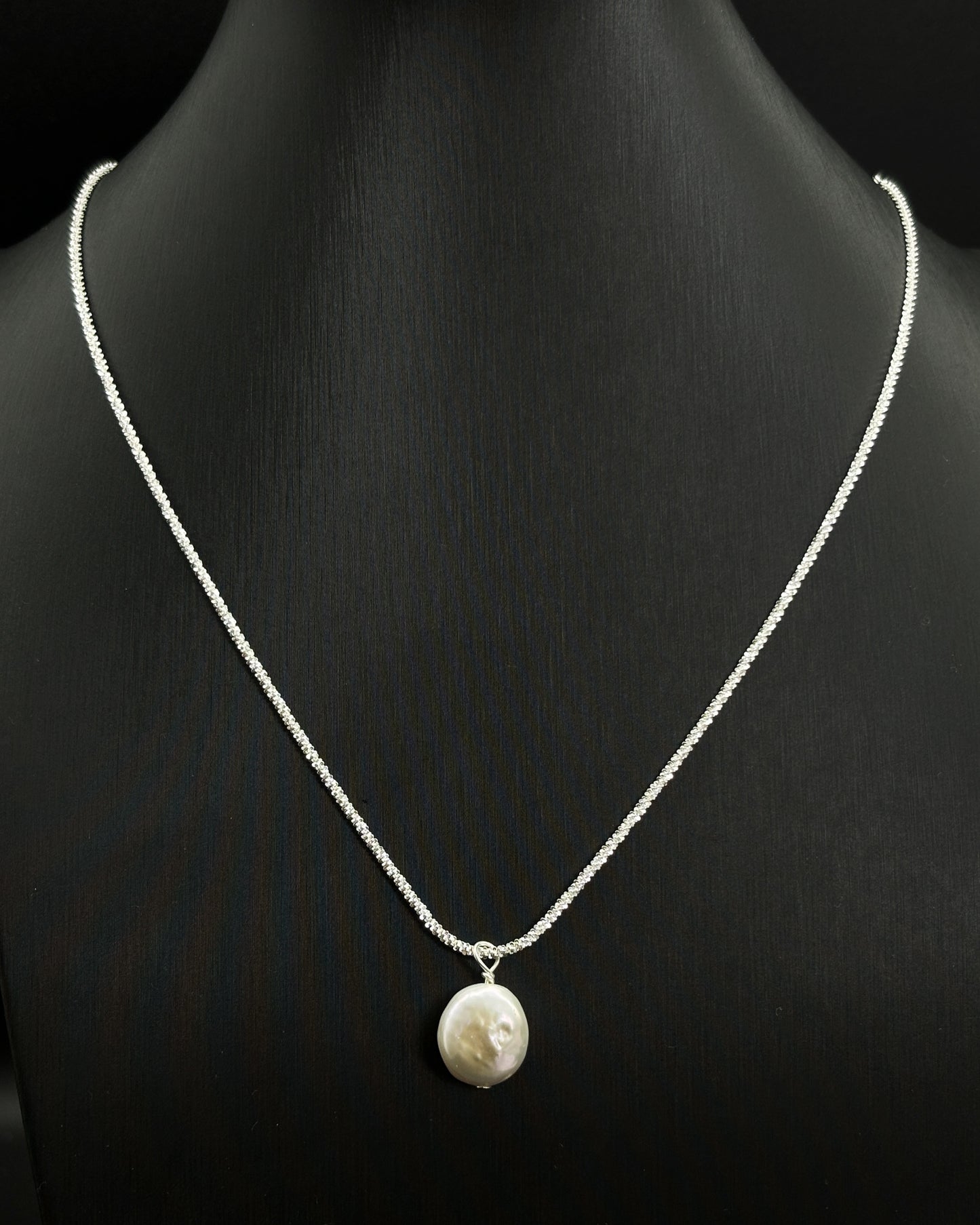 Fashion Trend Baroque Pearl Necklace Collarbone Chain