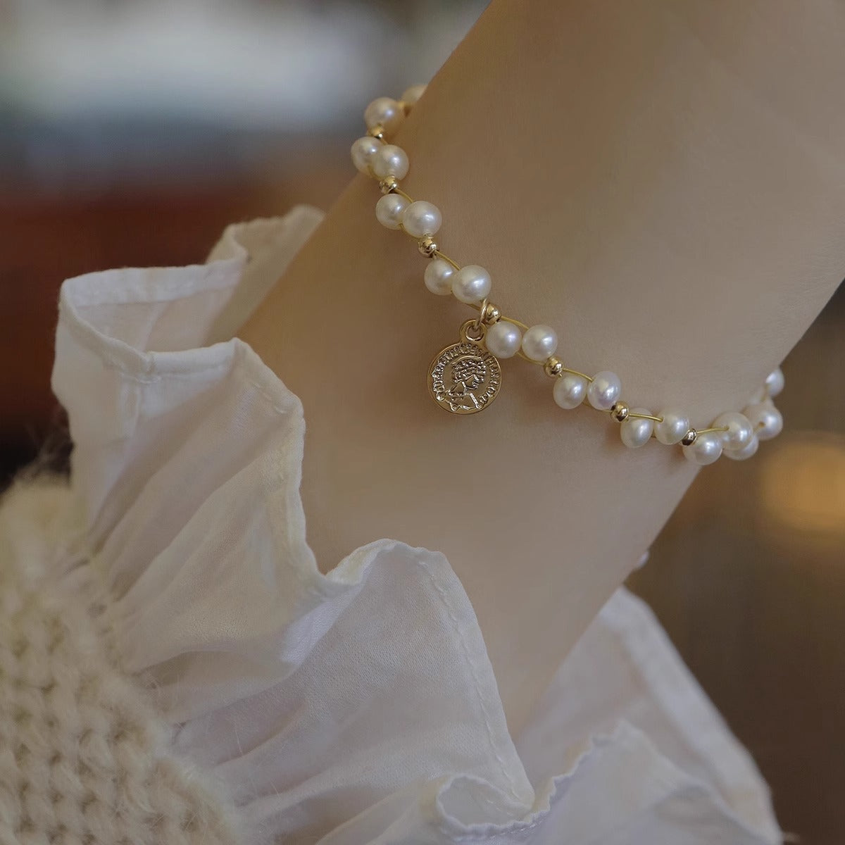 Natural strong light pearl gypsy star design silver bracelet